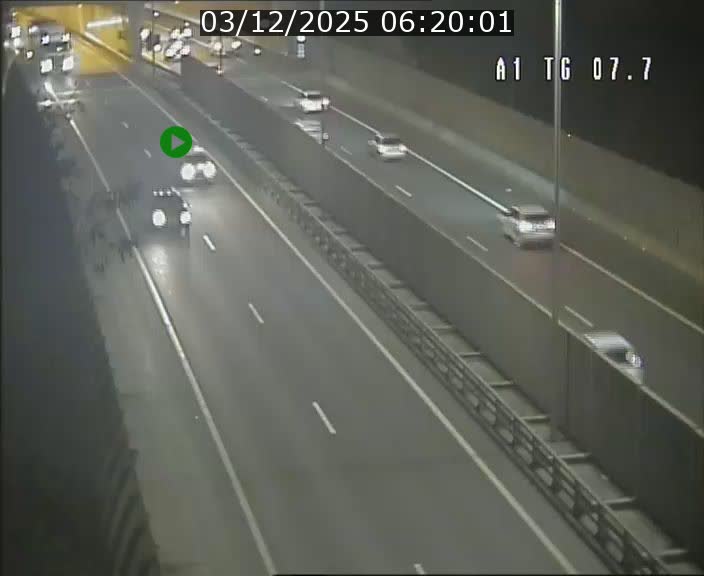 <h2>Traffic live webcam Luxembourg Kirchberg - A1 direction Luxembourg-ville - BK 7.7</h2>