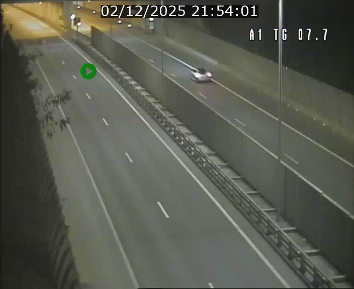 <h2>Traffic live webcam Luxembourg Kirchberg - A1 direction Luxembourg-ville - BK 7.7</h2>