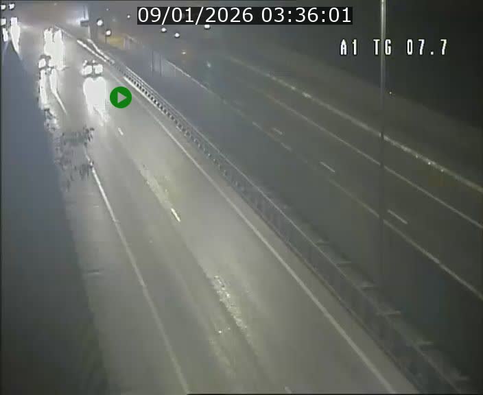 <h2>Traffic live webcam Luxembourg Kirchberg - A1 direction Luxembourg-ville - BK 7.7</h2>