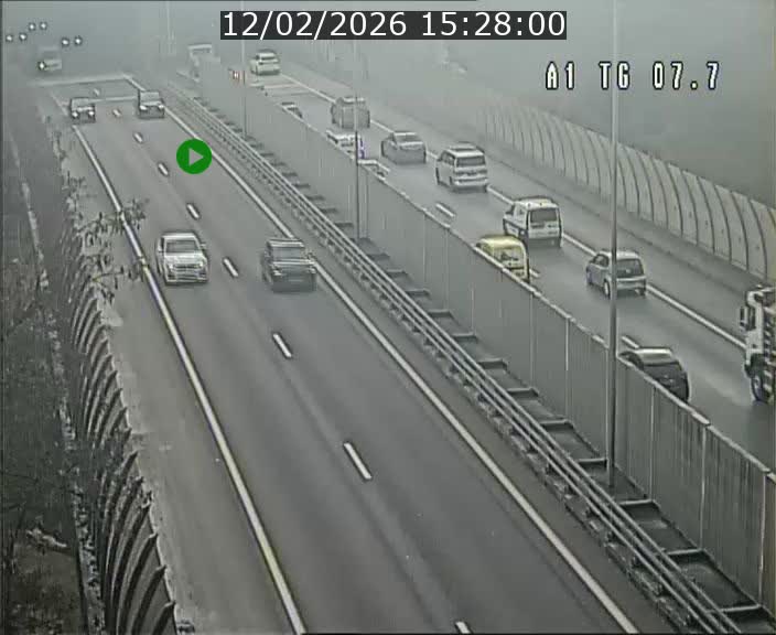 <h2>Traffic live webcam Luxembourg Kirchberg - A1 direction Luxembourg-ville - BK 7.7</h2>