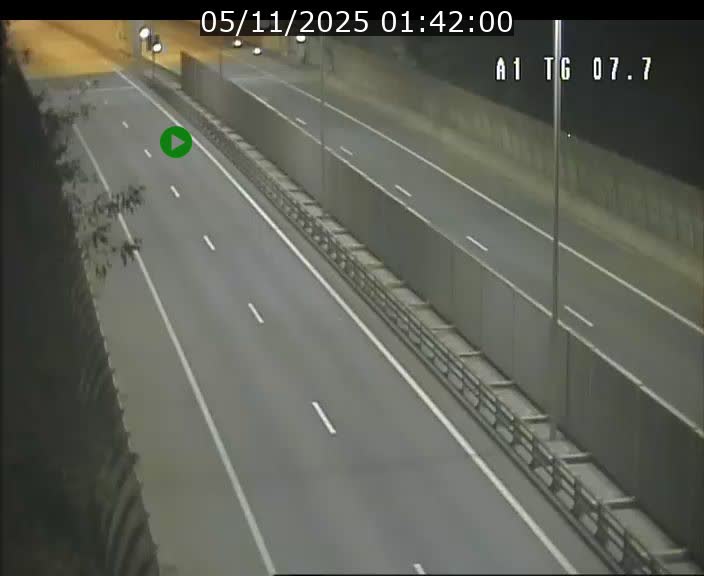 <h2>Traffic live webcam Luxembourg Kirchberg - A1 direction Luxembourg-ville - BK 7.7</h2>