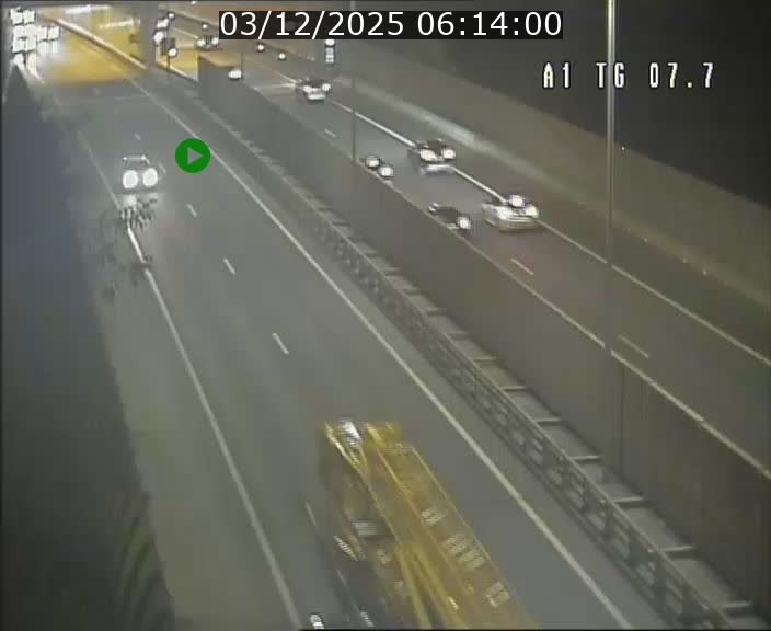 <h2>Traffic live webcam Luxembourg Kirchberg - A1 direction Luxembourg-ville - BK 7.7</h2>