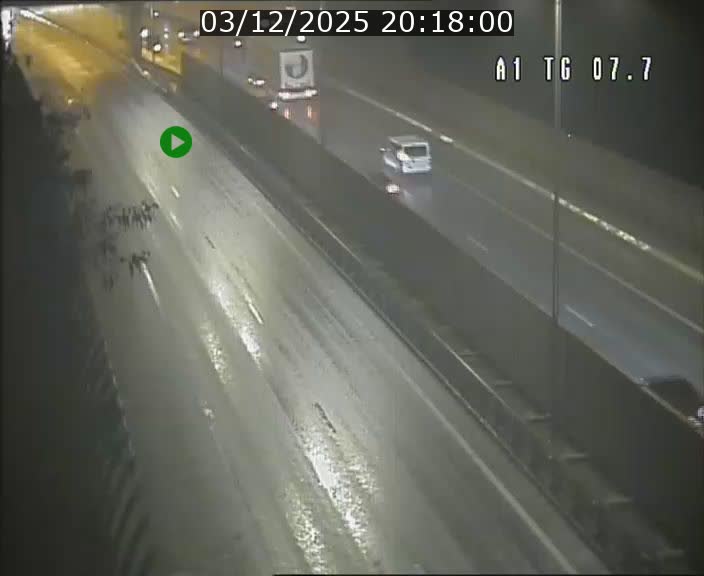 <h2>Traffic live webcam Luxembourg Kirchberg - A1 direction Luxembourg-ville - BK 7.7</h2>