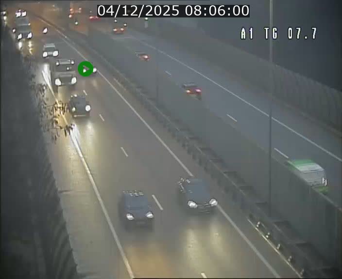 <h2>Traffic live webcam Luxembourg Kirchberg - A1 direction Luxembourg-ville - BK 7.7</h2>