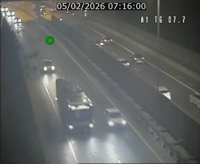 <h2>Traffic live webcam Luxembourg Kirchberg - A1 direction Luxembourg-ville - BK 7.7</h2>