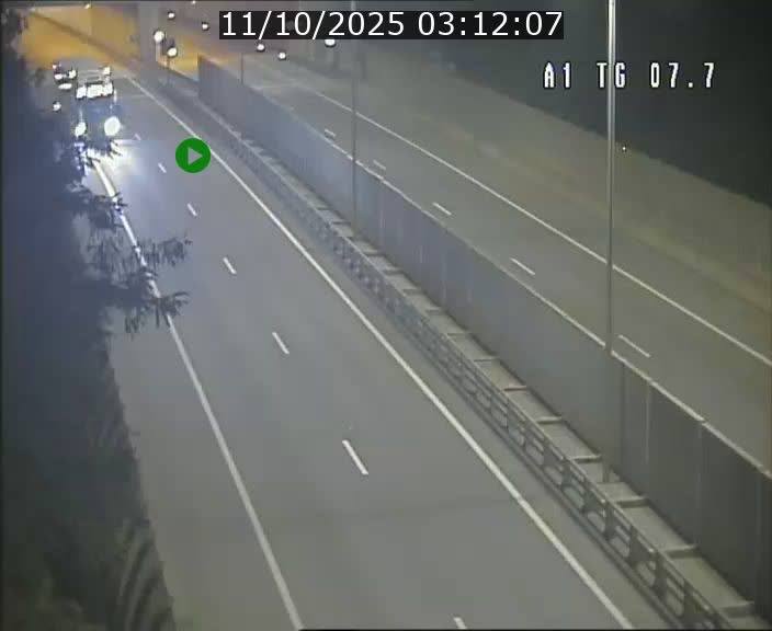 <h2>Traffic live webcam Luxembourg Kirchberg - A1 direction Luxembourg-ville - BK 7.7</h2>