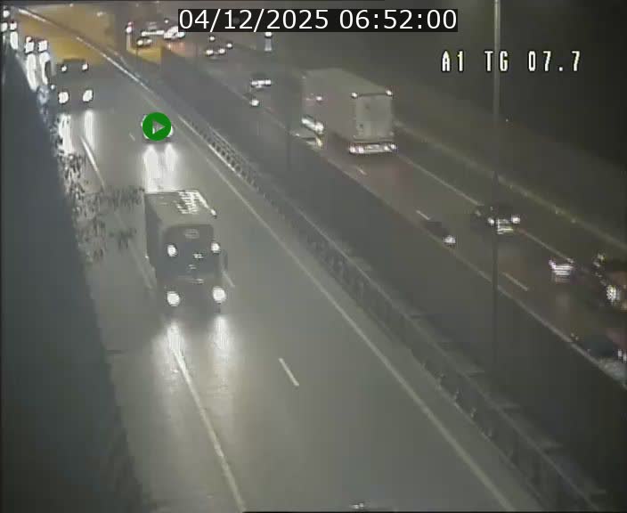 <h2>Traffic live webcam Luxembourg Kirchberg - A1 direction Luxembourg-ville - BK 7.7</h2>