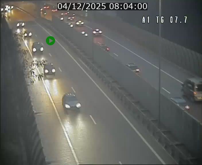 <h2>Traffic live webcam Luxembourg Kirchberg - A1 direction Luxembourg-ville - BK 7.7</h2>