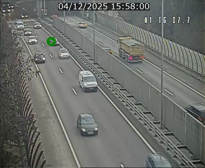 <h2>Traffic live webcam Luxembourg Kirchberg - A1 direction Luxembourg-ville - BK 7.7</h2>