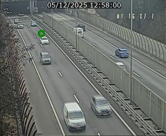 <h2>Traffic live webcam Luxembourg Kirchberg - A1 direction Luxembourg-ville - BK 7.7</h2>