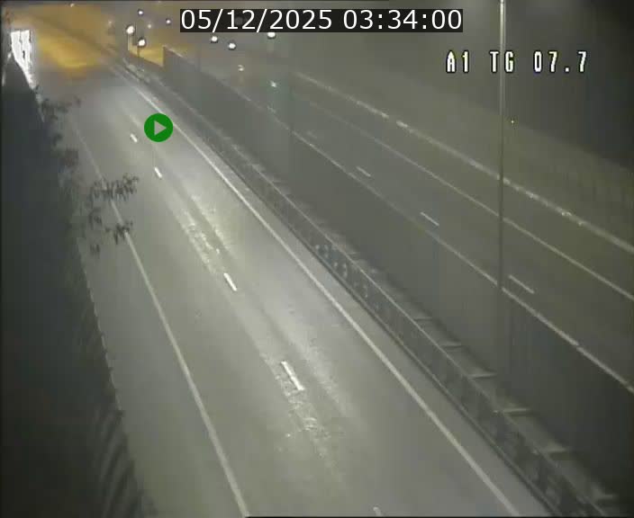 <h2>Traffic live webcam Luxembourg Kirchberg - A1 direction Luxembourg-ville - BK 7.7</h2>