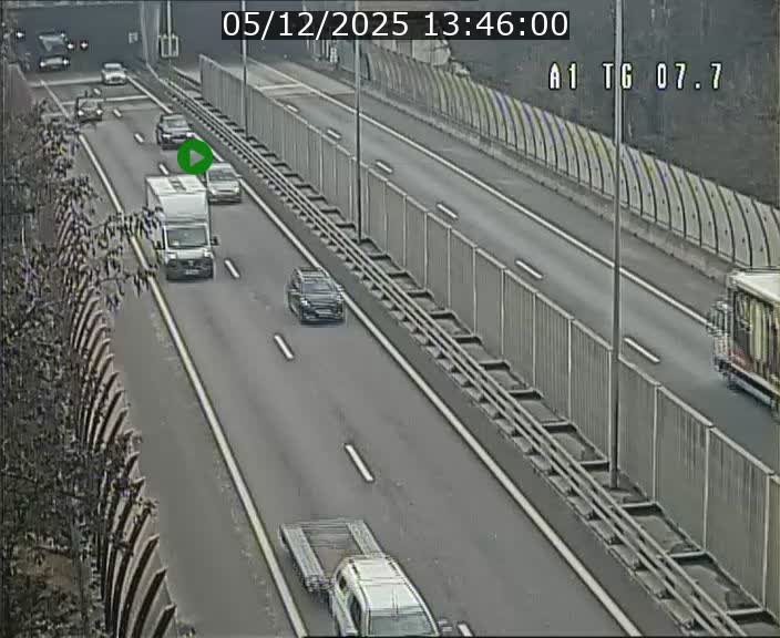 <h2>Traffic live webcam Luxembourg Kirchberg - A1 direction Luxembourg-ville - BK 7.7</h2>