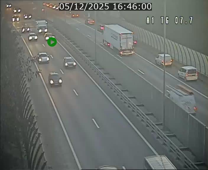 <h2>Traffic live webcam Luxembourg Kirchberg - A1 direction Luxembourg-ville - BK 7.7</h2>