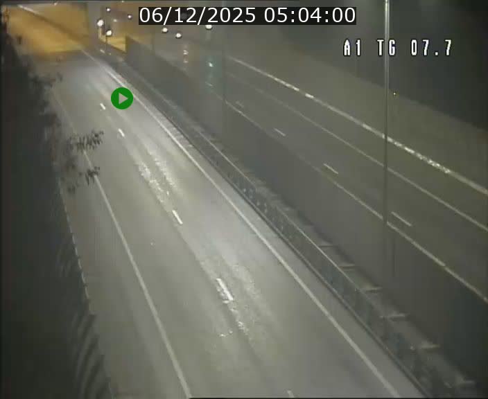 <h2>Traffic live webcam Luxembourg Kirchberg - A1 direction Luxembourg-ville - BK 7.7</h2>