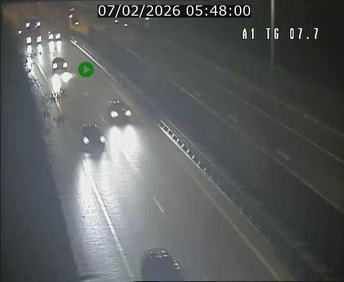 <h2>Traffic live webcam Luxembourg Kirchberg - A1 direction Luxembourg-ville - BK 7.7</h2>