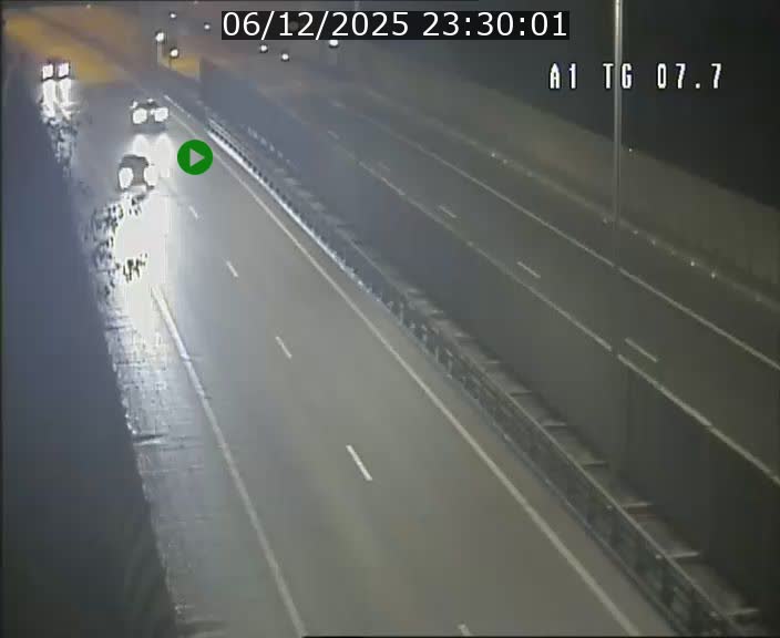 <h2>Traffic live webcam Luxembourg Kirchberg - A1 direction Luxembourg-ville - BK 7.7</h2>