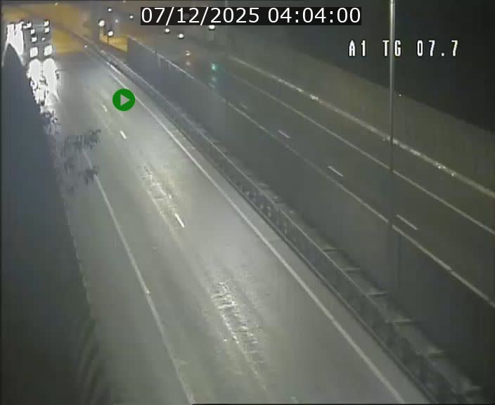 <h2>Traffic live webcam Luxembourg Kirchberg - A1 direction Luxembourg-ville - BK 7.7</h2>