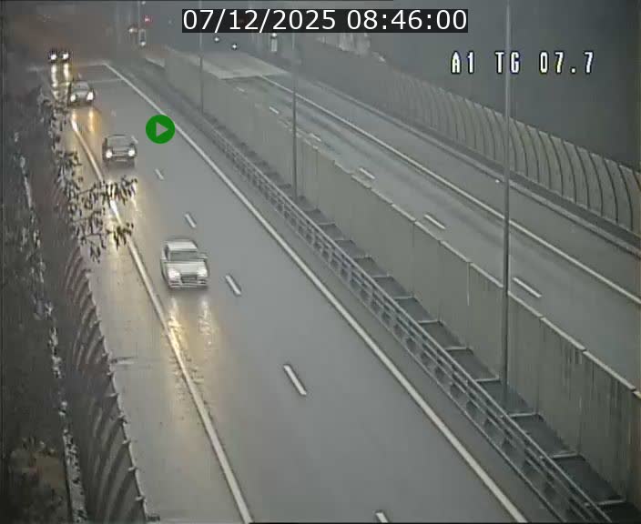 <h2>Traffic live webcam Luxembourg Kirchberg - A1 direction Luxembourg-ville - BK 7.7</h2>