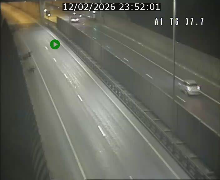 <h2>Traffic live webcam Luxembourg Kirchberg - A1 direction Luxembourg-ville - BK 7.7</h2>