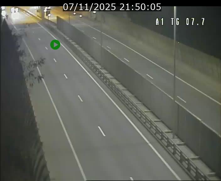 <h2>Traffic live webcam Luxembourg Kirchberg - A1 direction Luxembourg-ville - BK 7.7</h2>