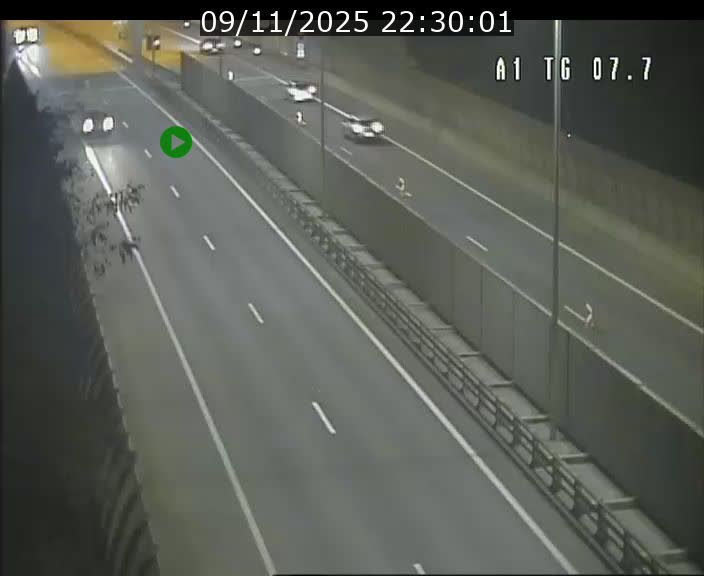 <h2>Traffic live webcam Luxembourg Kirchberg - A1 direction Luxembourg-ville - BK 7.7</h2>