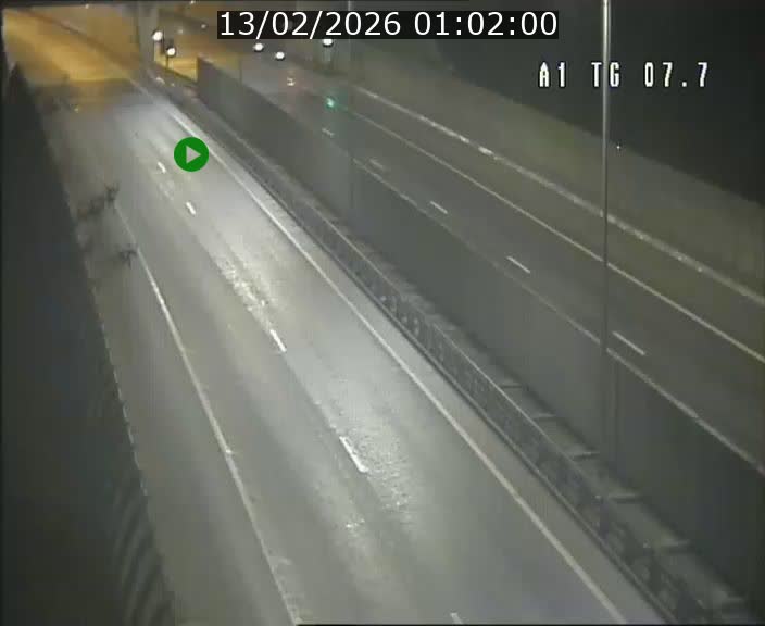 <h2>Traffic live webcam Luxembourg Kirchberg - A1 direction Luxembourg-ville - BK 7.7</h2>
