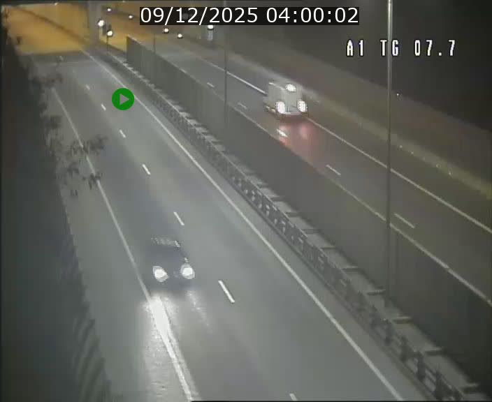<h2>Traffic live webcam Luxembourg Kirchberg - A1 direction Luxembourg-ville - BK 7.7</h2>