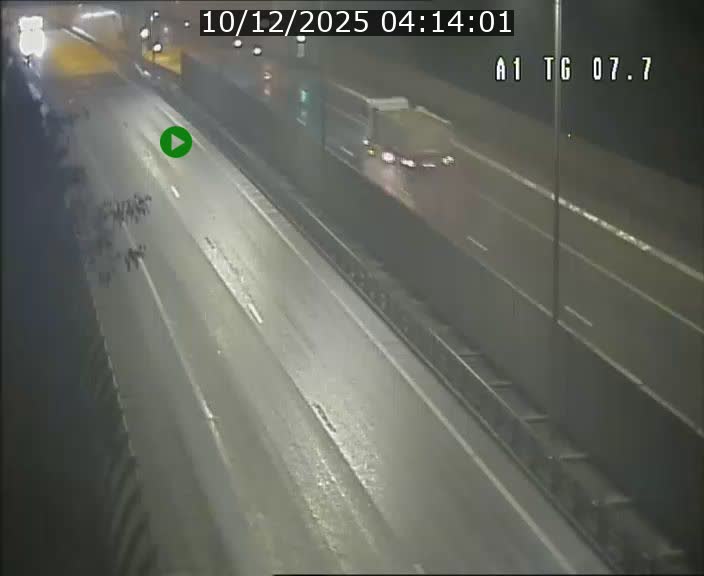 <h2>Traffic live webcam Luxembourg Kirchberg - A1 direction Luxembourg-ville - BK 7.7</h2>