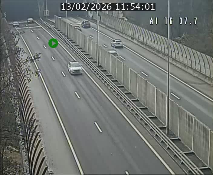 <h2>Traffic live webcam Luxembourg Kirchberg - A1 direction Luxembourg-ville - BK 7.7</h2>