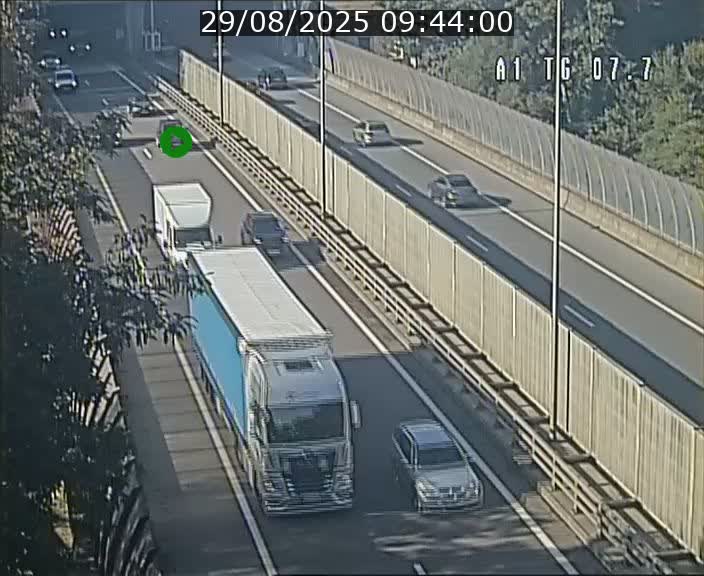 <h2>Traffic live webcam Luxembourg Kirchberg - A1 direction Luxembourg-ville - BK 7.7</h2>