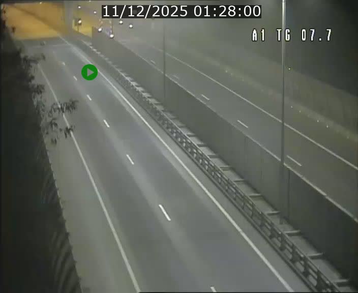 <h2>Traffic live webcam Luxembourg Kirchberg - A1 direction Luxembourg-ville - BK 7.7</h2>