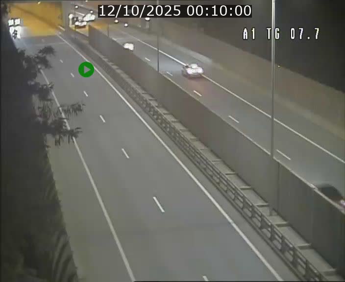 <h2>Traffic live webcam Luxembourg Kirchberg - A1 direction Luxembourg-ville - BK 7.7</h2>