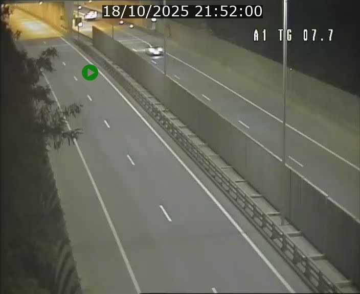 <h2>Traffic live webcam Luxembourg Kirchberg - A1 direction Luxembourg-ville - BK 7.7</h2>