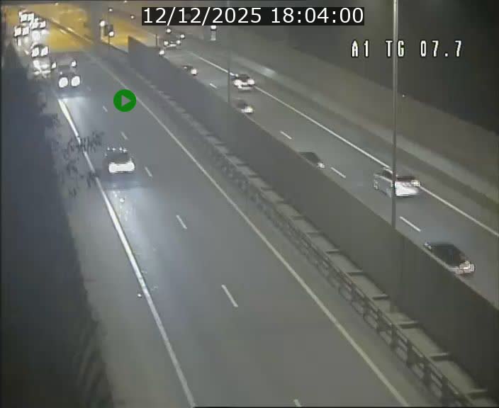 <h2>Traffic live webcam Luxembourg Kirchberg - A1 direction Luxembourg-ville - BK 7.7</h2>