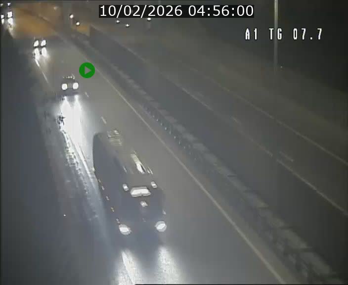 <h2>Traffic live webcam Luxembourg Kirchberg - A1 direction Luxembourg-ville - BK 7.7</h2>