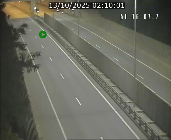<h2>Traffic live webcam Luxembourg Kirchberg - A1 direction Luxembourg-ville - BK 7.7</h2>