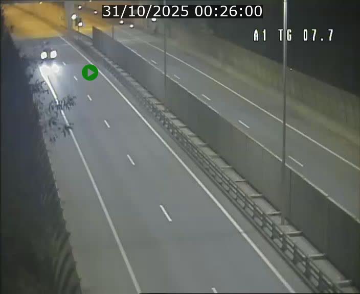 <h2>Traffic live webcam Luxembourg Kirchberg - A1 direction Luxembourg-ville - BK 7.7</h2>