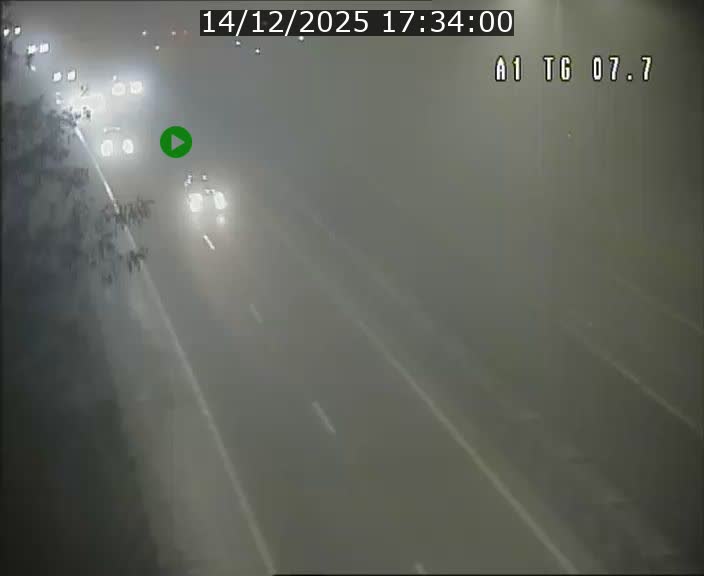 <h2>Traffic live webcam Luxembourg Kirchberg - A1 direction Luxembourg-ville - BK 7.7</h2>
