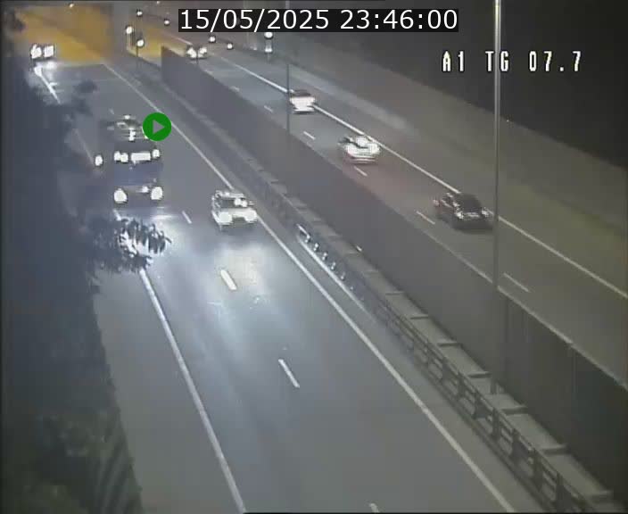 <h2>Traffic live webcam Luxembourg Kirchberg - A1 direction Luxembourg-ville - BK 7.7</h2>