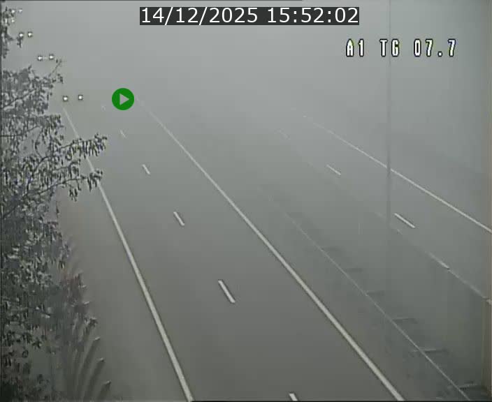 <h2>Traffic live webcam Luxembourg Kirchberg - A1 direction Luxembourg-ville - BK 7.7</h2>