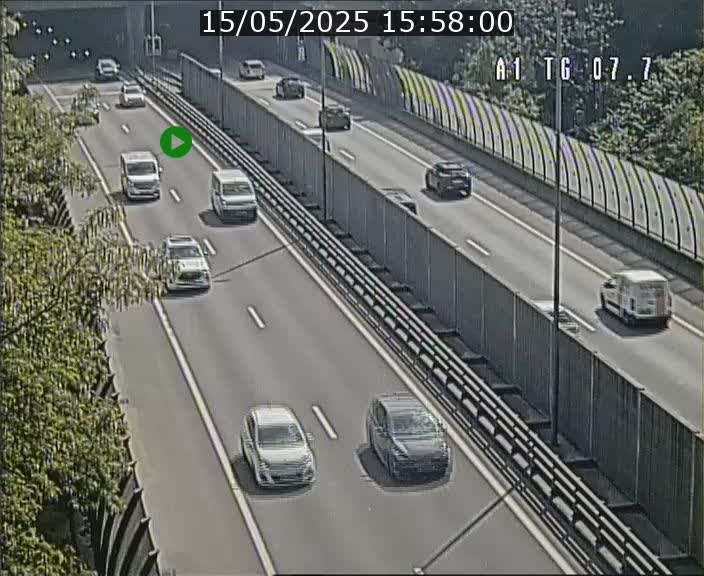 <h2>Traffic live webcam Luxembourg Kirchberg - A1 direction Luxembourg-ville - BK 7.7</h2>