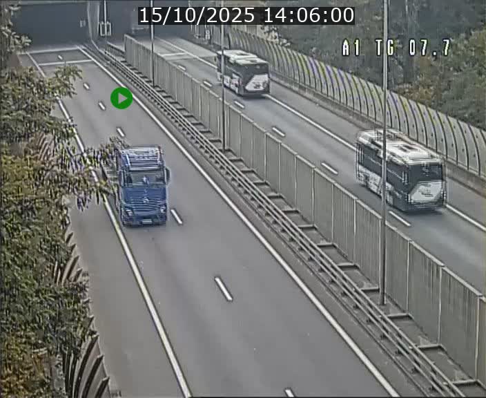 <h2>Traffic live webcam Luxembourg Kirchberg - A1 direction Luxembourg-ville - BK 7.7</h2>