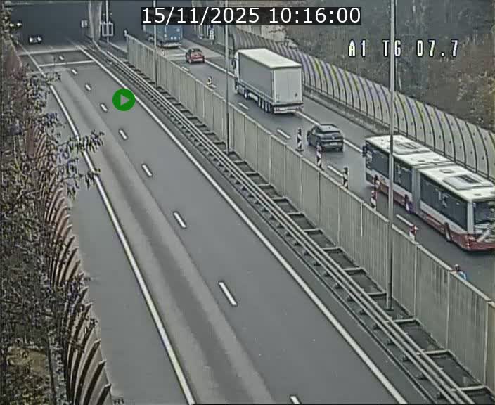 Traffic live webcam Luxembourg Kirchberg - A1 direction Luxembourg-ville - BK 7.7
