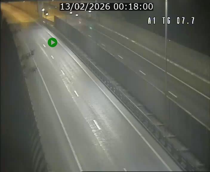 <h2>Traffic live webcam Luxembourg Kirchberg - A1 direction Luxembourg-ville - BK 7.7</h2>