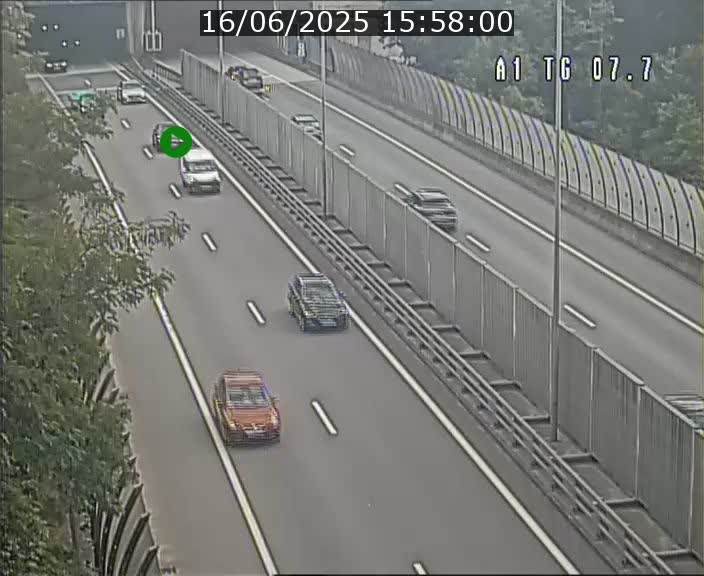 Traffic live webcam Luxembourg Kirchberg - A1 direction Luxembourg-ville - BK 7.7