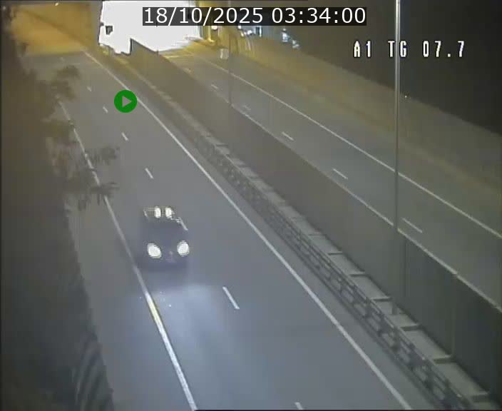 <h2>Traffic live webcam Luxembourg Kirchberg - A1 direction Luxembourg-ville - BK 7.7</h2>