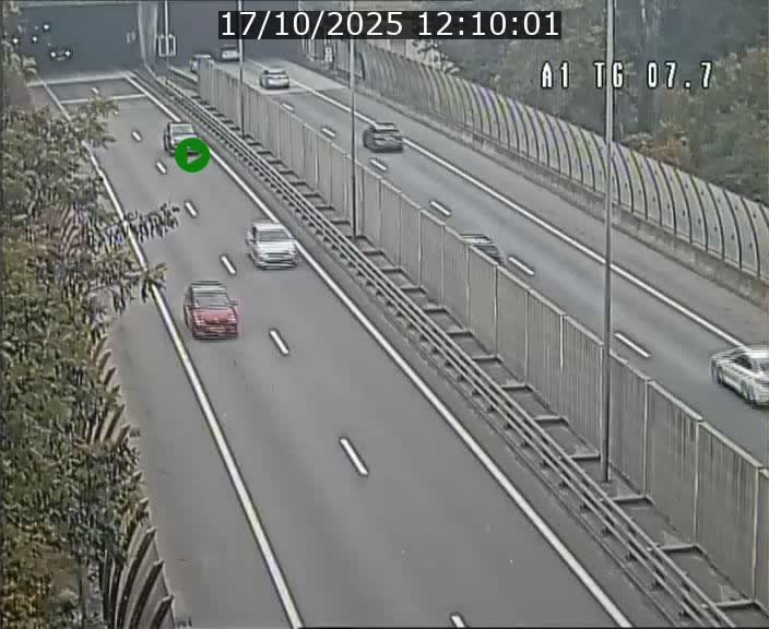<h2>Traffic live webcam Luxembourg Kirchberg - A1 direction Luxembourg-ville - BK 7.7</h2>