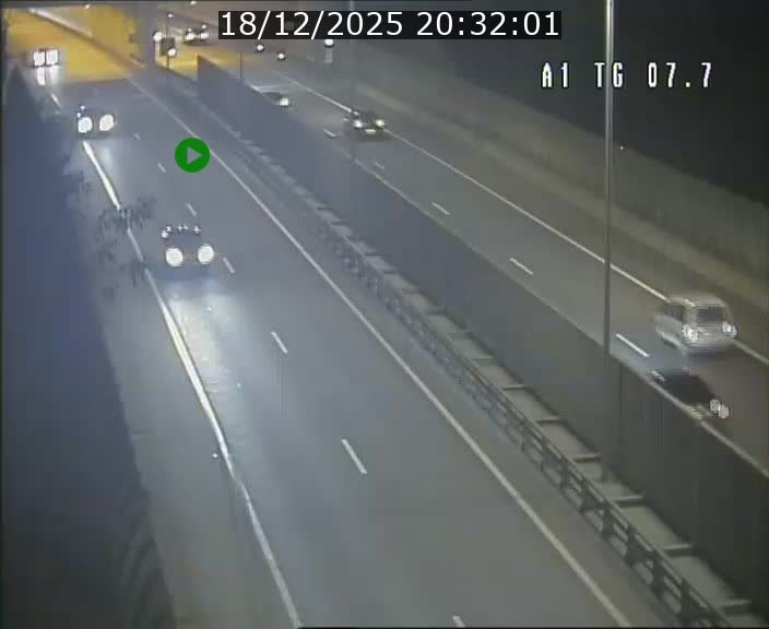 <h2>Traffic live webcam Luxembourg Kirchberg - A1 direction Luxembourg-ville - BK 7.7</h2>