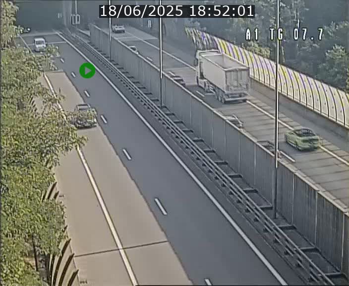Traffic live webcam Luxembourg Kirchberg - A1 direction Luxembourg-ville - BK 7.7