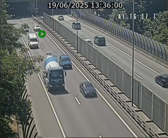 Traffic live webcam Luxembourg Kirchberg - A1 direction Luxembourg-ville - BK 7.7